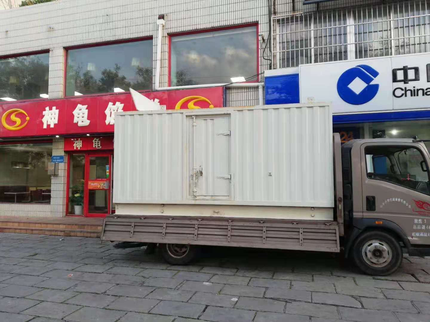红山街道出租发电机-柴油发电机组错误的启动方式