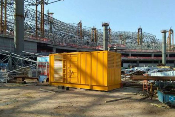 红山街道发电机出租如何判断空气滤清器是否需要更换？